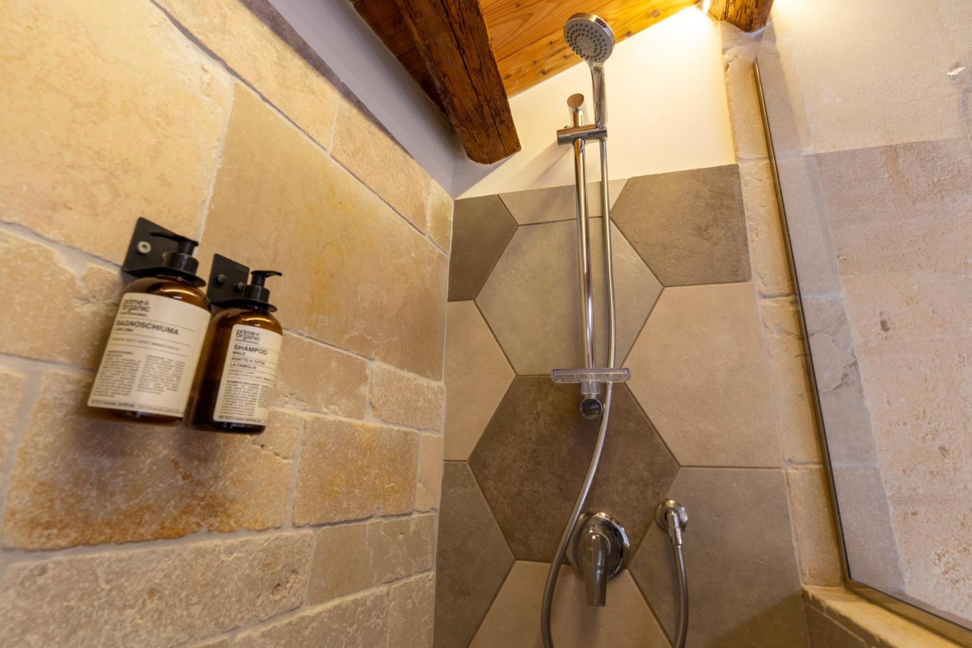 B&B Palazzo Vittoria Бишелье Экстерьер фото