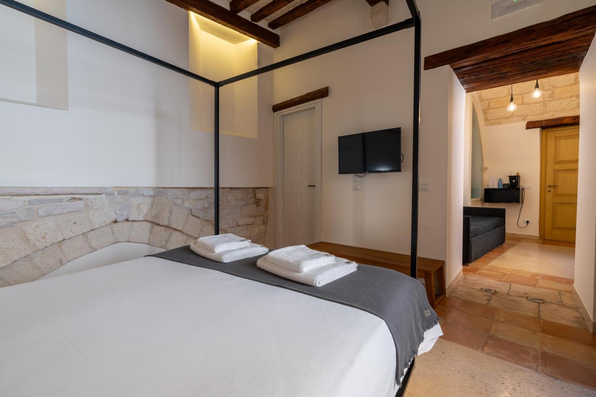 B&B Palazzo Vittoria Бишелье Экстерьер фото