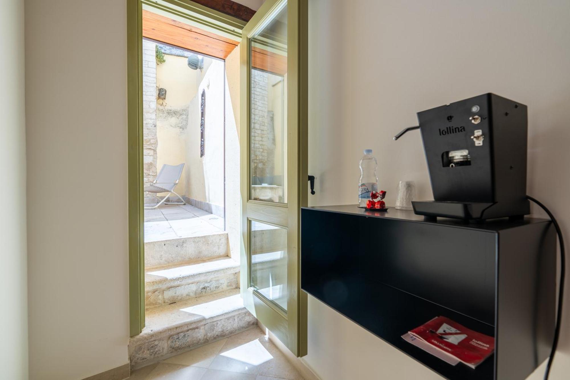 B&B Palazzo Vittoria Бишелье Экстерьер фото