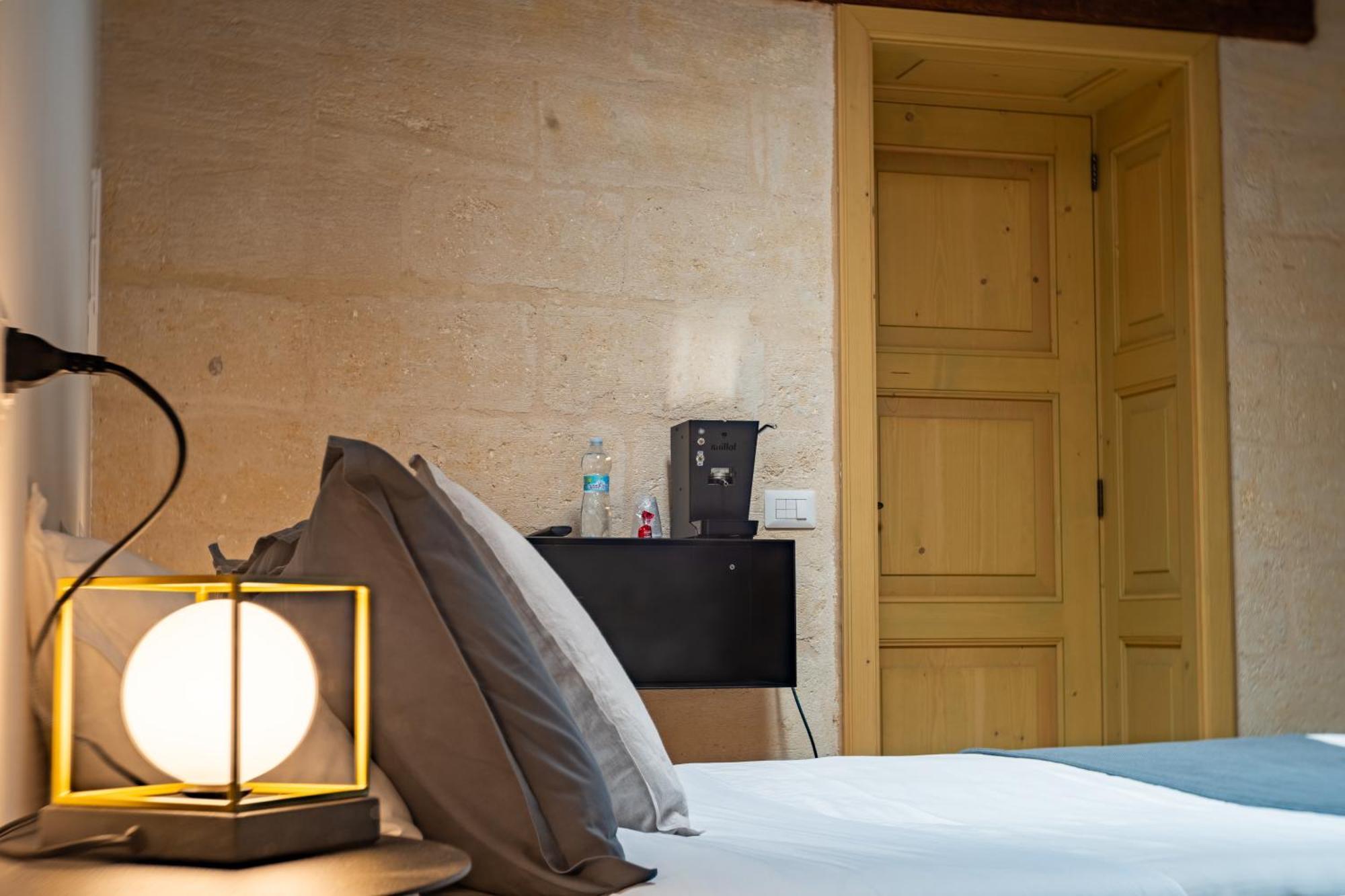 B&B Palazzo Vittoria Бишелье Экстерьер фото